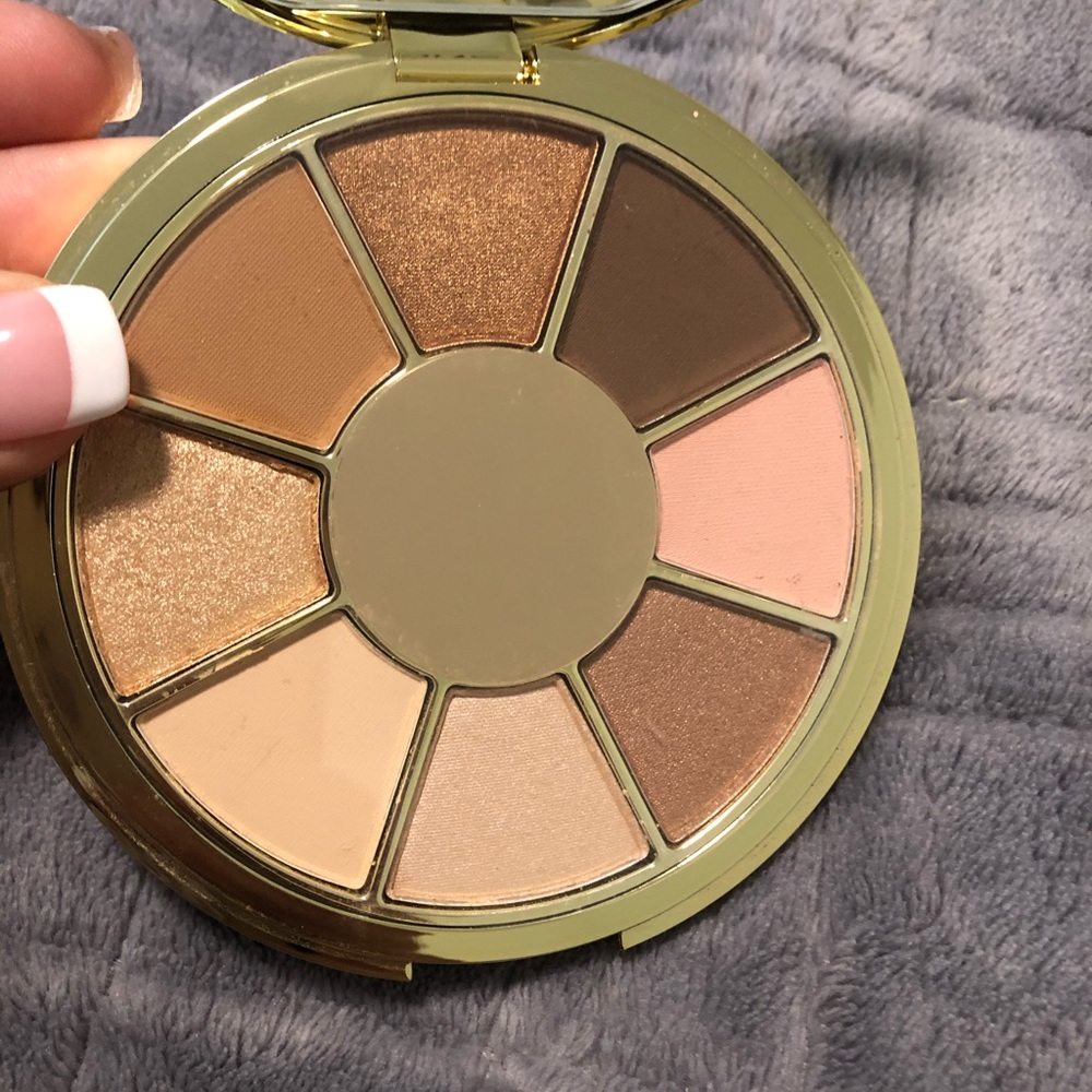 Tarte “be you. Naturally” eyeshadow palette